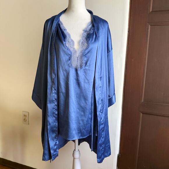 VICTORIA'S SECRET | Periwinkle Satin Nightgown and Robe Set | Small / Medium - Picture 1 of 8
